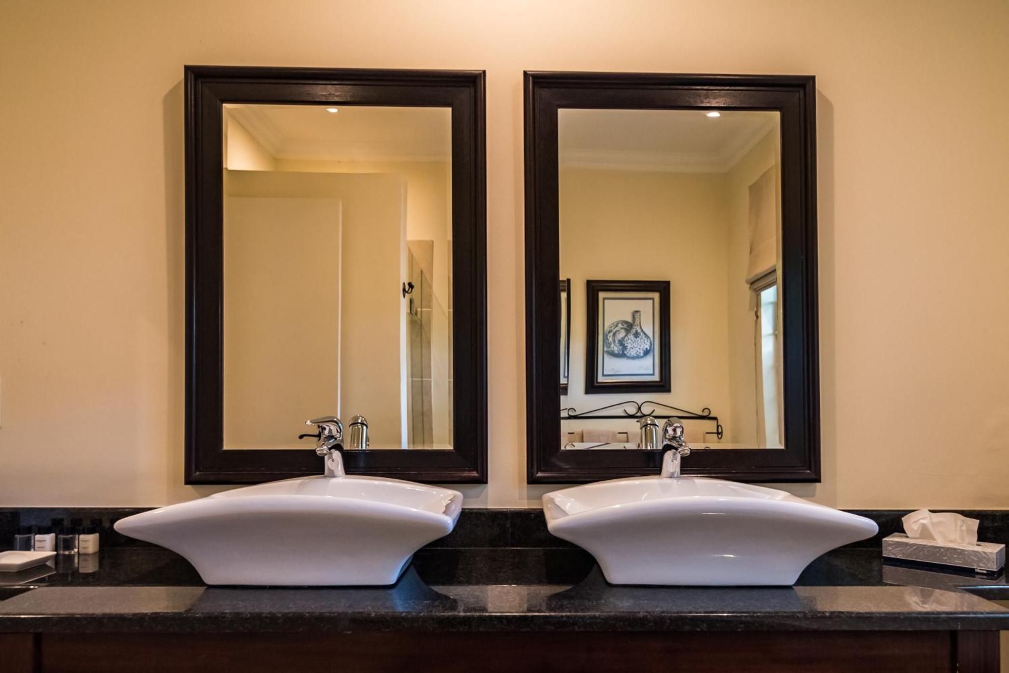 Melrose Place Boutique Hotel Йоханесбург Стая снимка